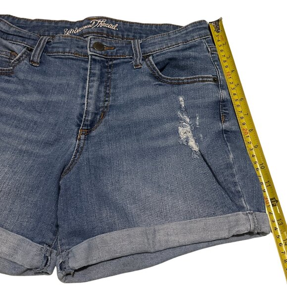 Universal Thread Mid Rise Boyfriend Jean Shorts Size 8/29 - Picture 4 of 8
